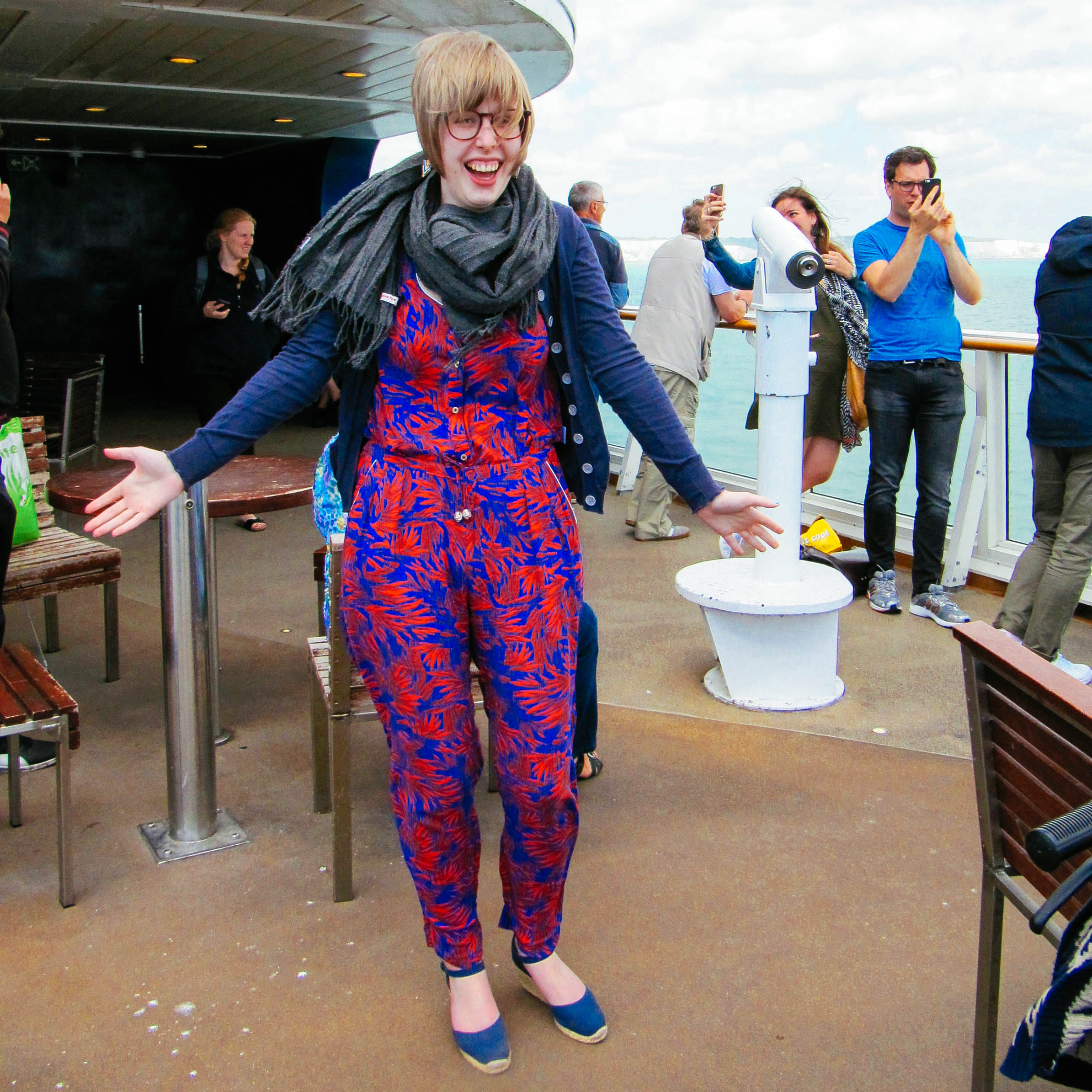 The very colourful and joyful Sarah Frison!